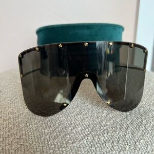 Gucci Mask Sunglasses